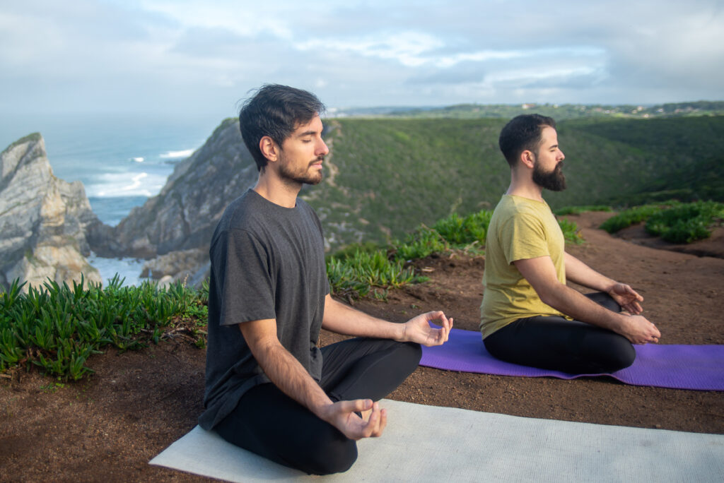 Apprivoiser le stress grâce au yoga : un guide pour les débutants