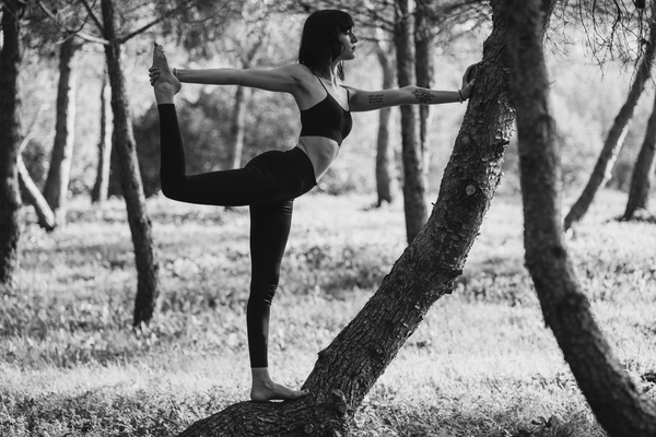 Hatha yoga  : le choix du rythme doux pour commencer