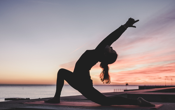 Découvrir les meilleures applications et ressources en ligne pour la pratique du yoga