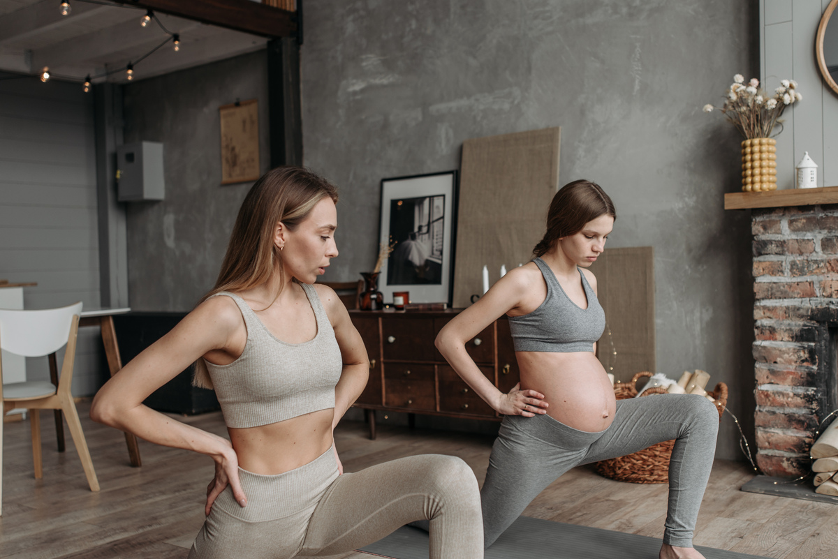 Yoga et grossesse  : Les meilleures postures pour futures mamans
