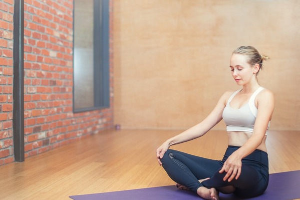 Concentrer l'énergie grâce à la méditation  : une perspective yogique